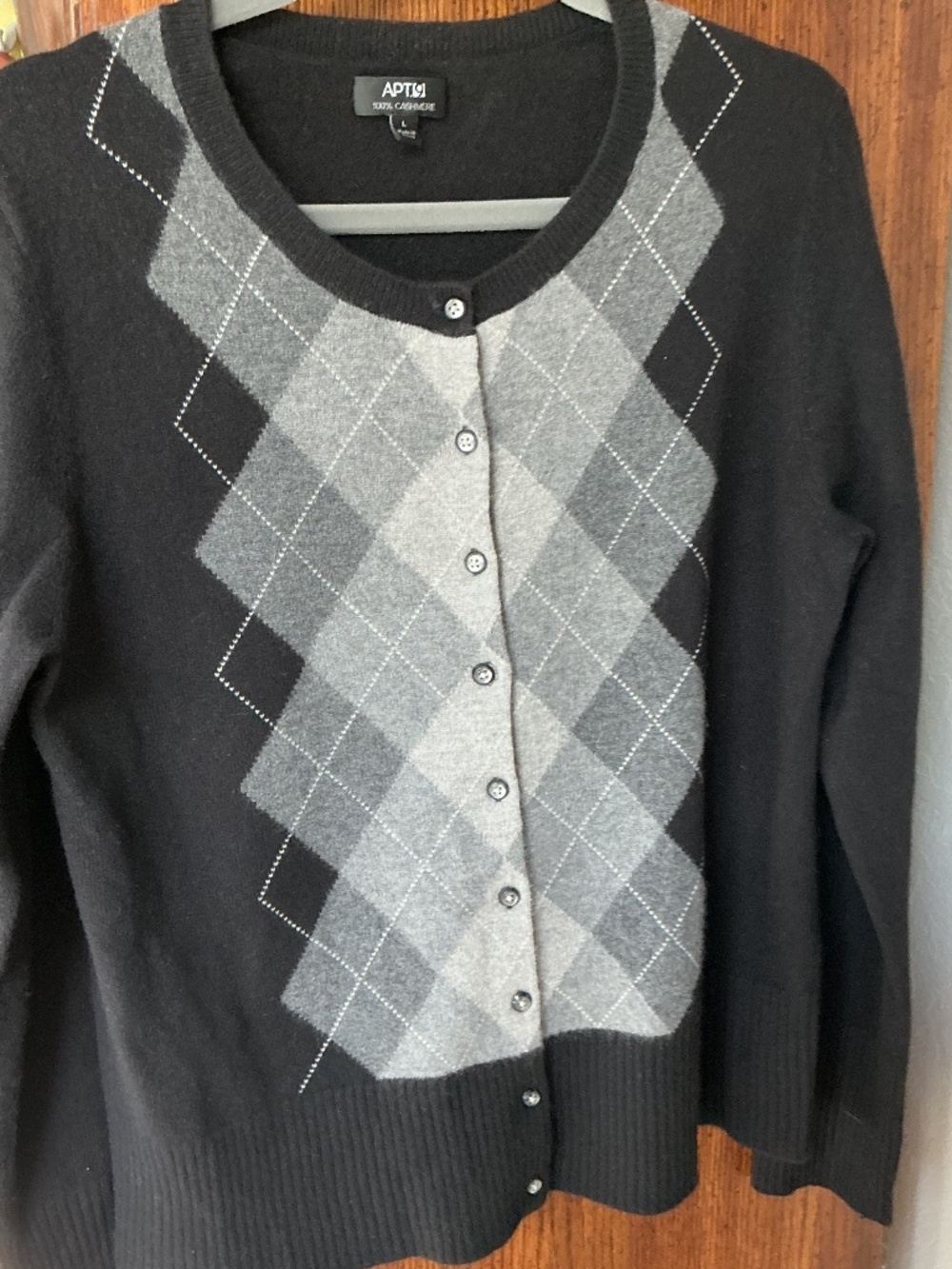 EUC APT 9 100% cashmere sweater